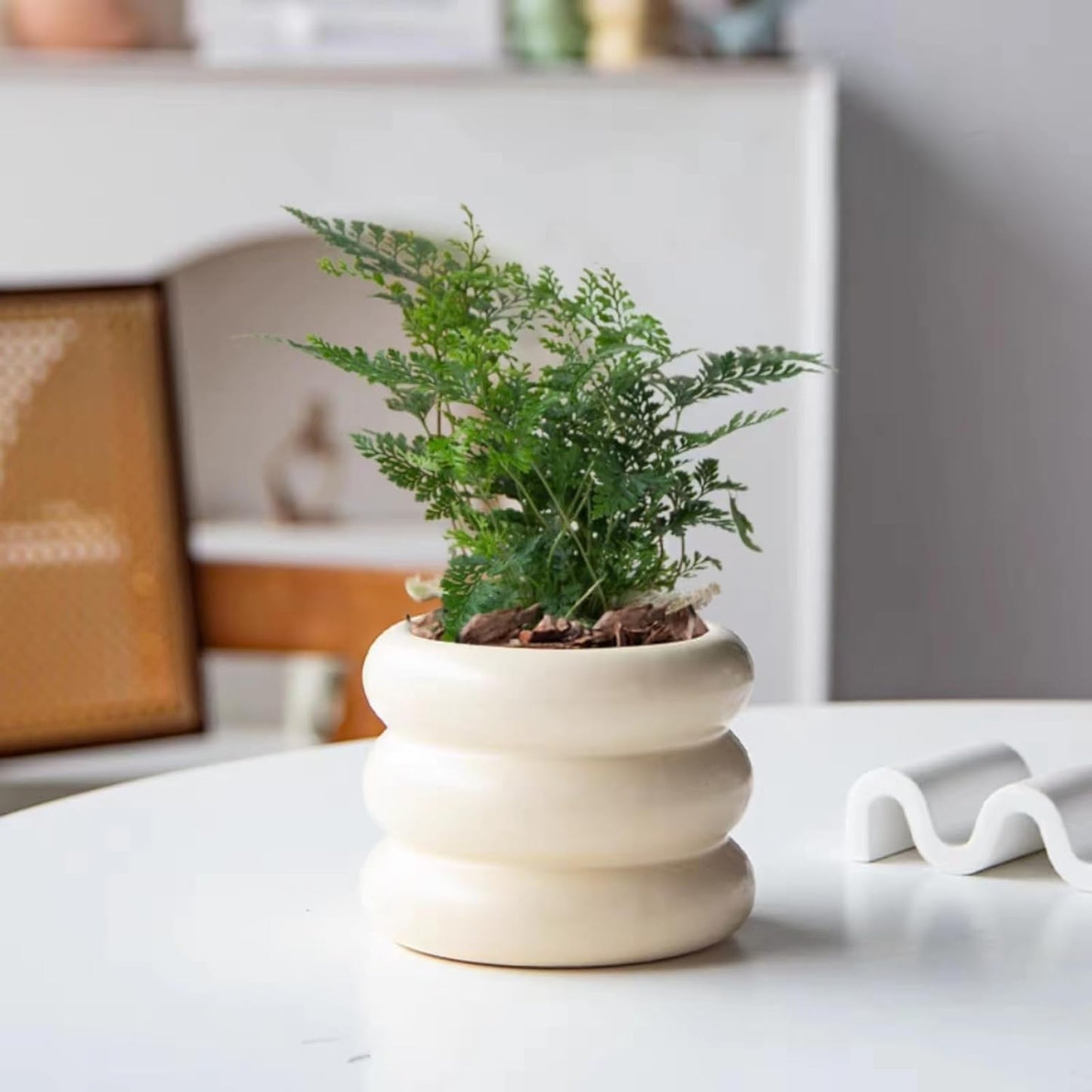 Ceramic Plant Pot Indoor, 4.7 Inch Flower Pot with Drainage Hole, Small Bubble Design Ceramic Planter for Home & Office Decor (Beige)