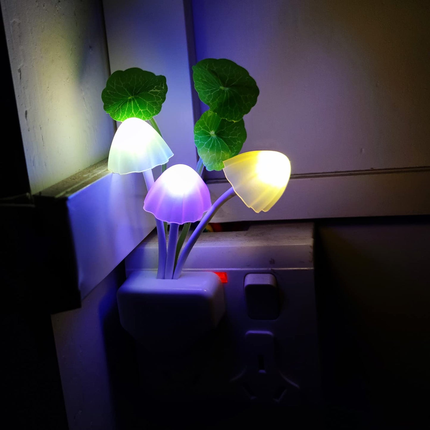 AUSAYE LED Night Light, Lotus Leaf Style, Silicone Plastic, 6 Pack, Model NL-7394