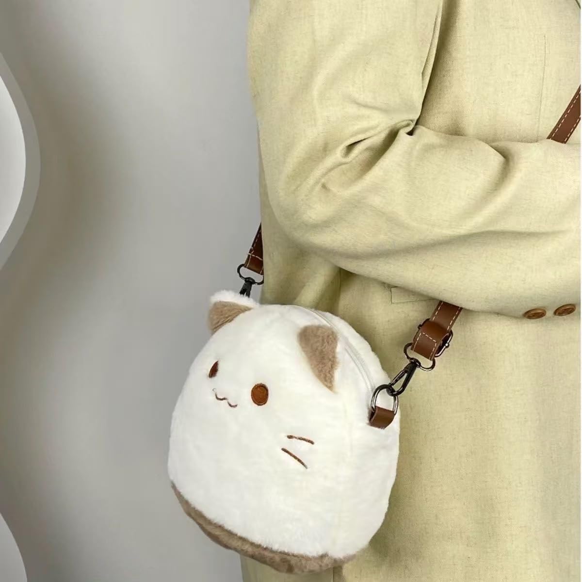 Plush Bag with Cat Design Shoulder Bag Handbag for Girls Novelty Kawaii Purse
