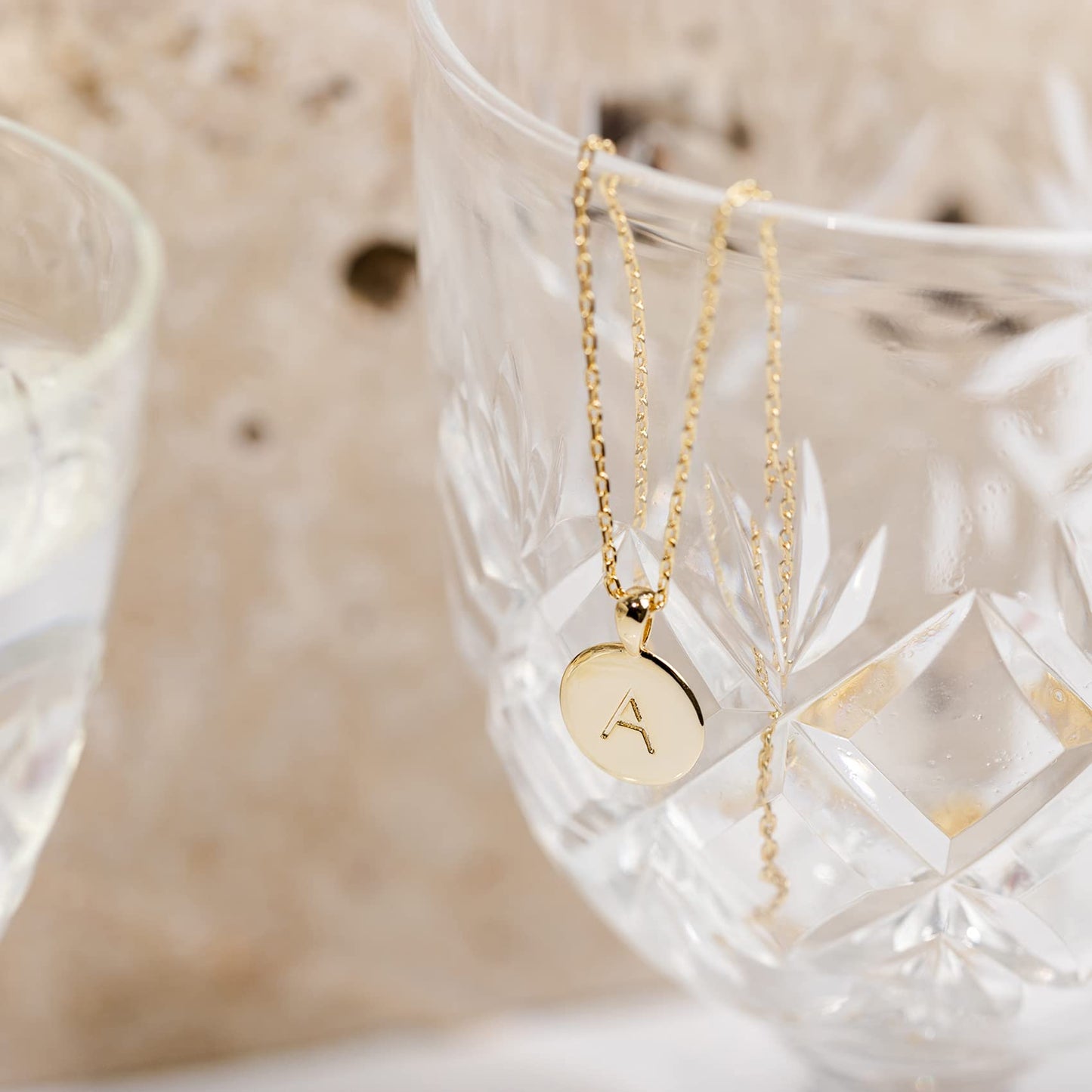 PAVOI 14K Yellow Gold Plated Letter Necklace for Women | Gold Initial Necklace | Letter Q