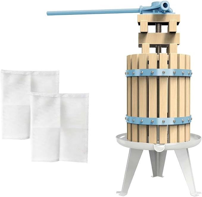 SQUEEZE master 1.6 Gallon/6L fruit press with 2 Filter Bags