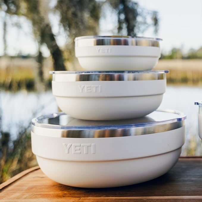 YETI Rambler Low Bowl, Vacuum Insulated, Stackable and Nestable Stainless Steel Bowl with Lid, 3.6 Quart, White