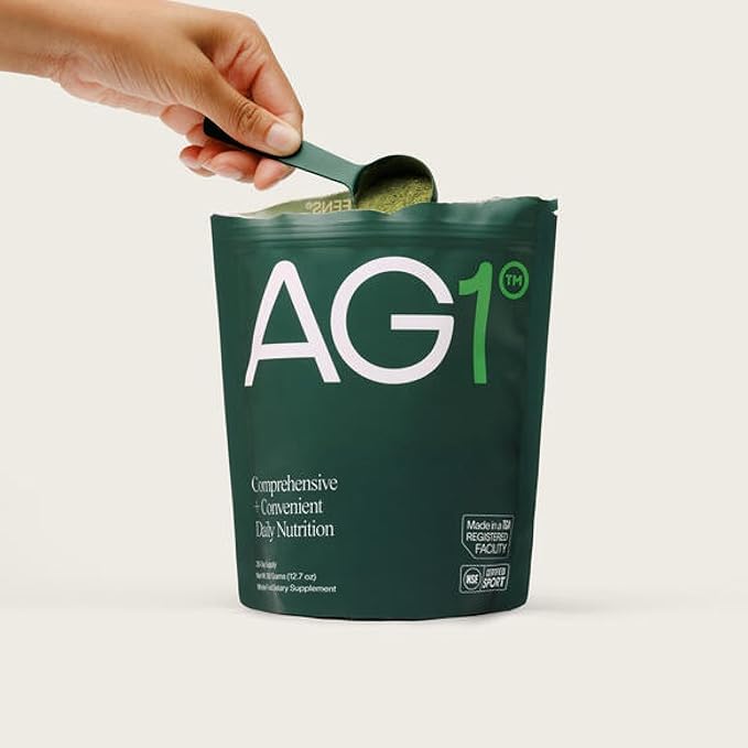 AG1 Greens Powder – 75 Superfood Vitamins, Multivitamin & Probiotic Blend | Gut Health Support | Vegan, Keto, Gluten-Free | Includes Shaker & Scoop | Athletic Greens Supplement