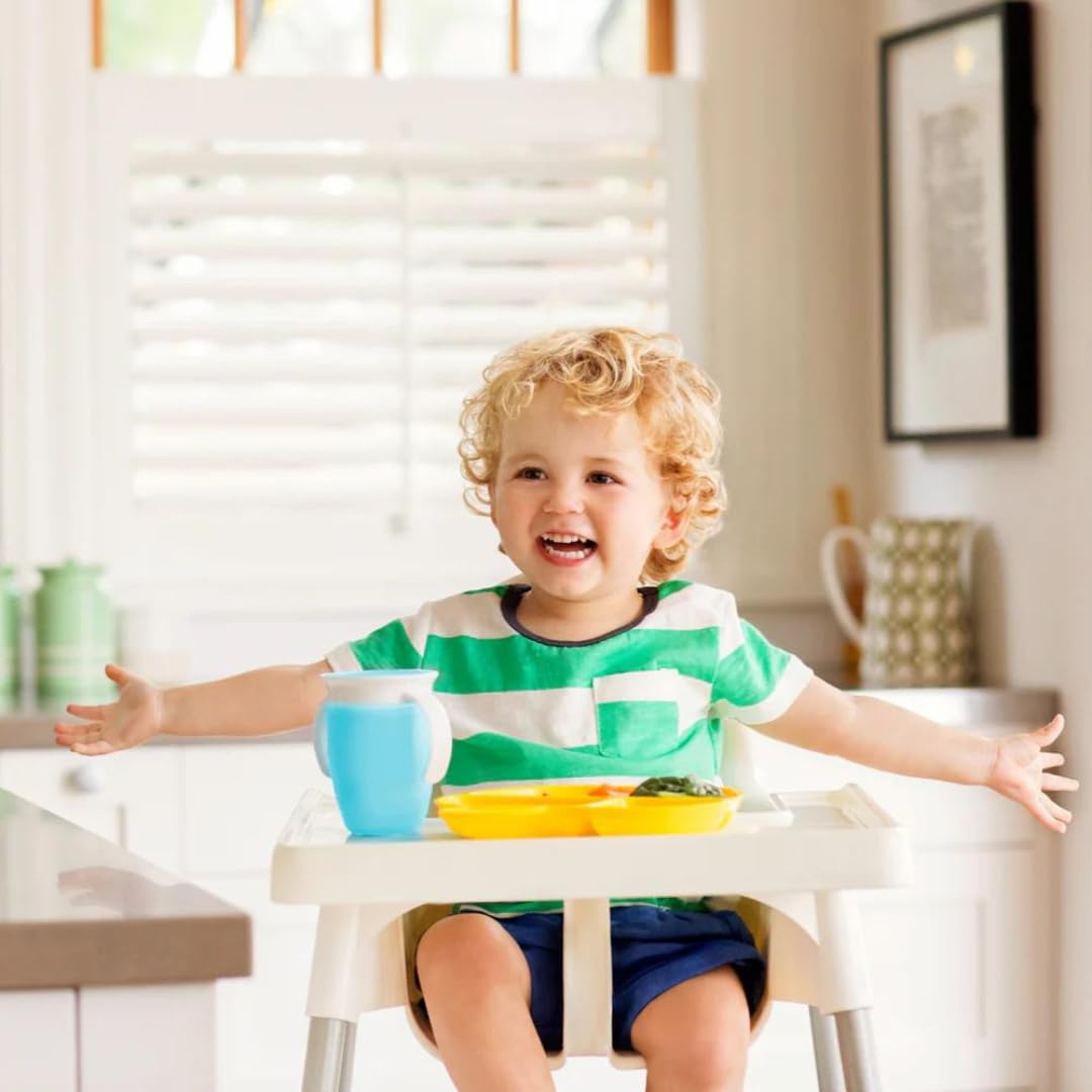 Munchkin Miracle 360 Cups for Toddlers sippy cups, toddler cups spill proof with Dentist Recommended Spoutless Design, BPA-Free Kids Cup, Easy to Clean, 7oz, 6 Months (Sky 2 Count)
