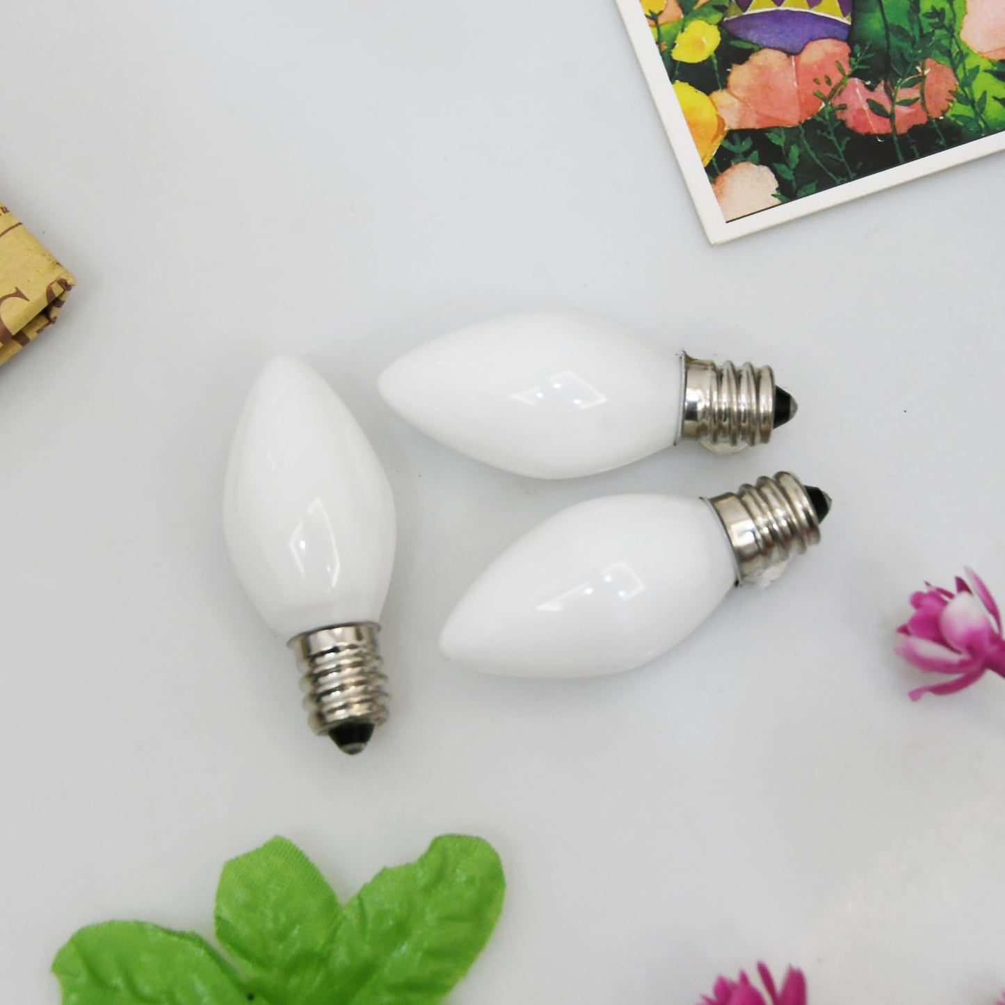 SUNSGNE C7 White Outdoor Christmas Light Bulbs, 5W E12 Candelabra Base, Pack of 25, Glass