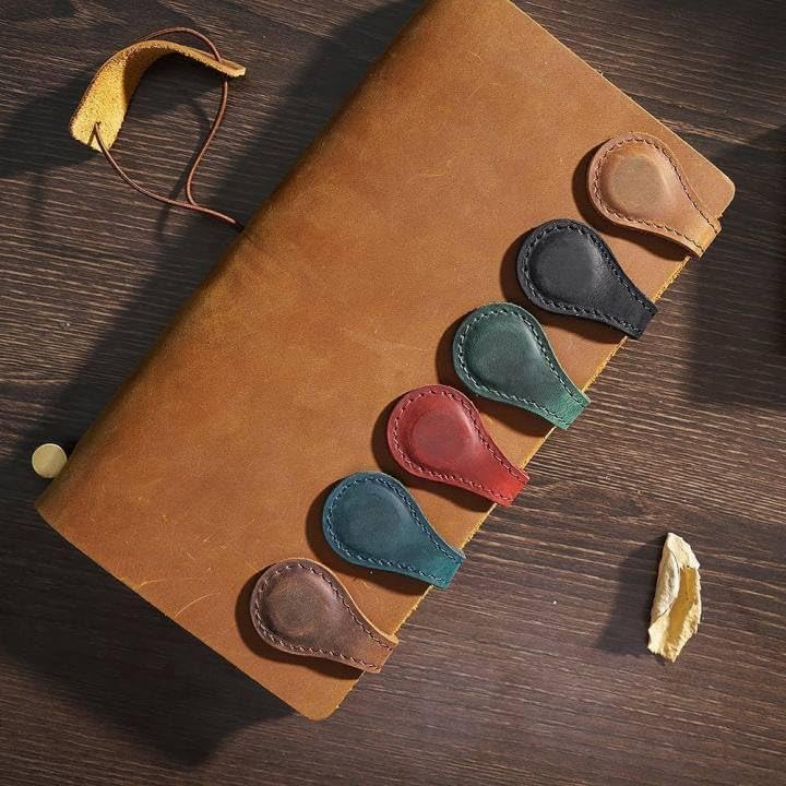 Personalized Magnetic Leather Bookmark, 26 Letters Custom Leather Bookmarks, Handmade, Leather Magnetic Bookmark for Book Lovers Readers Women Kid(Dark Yellow，Q）