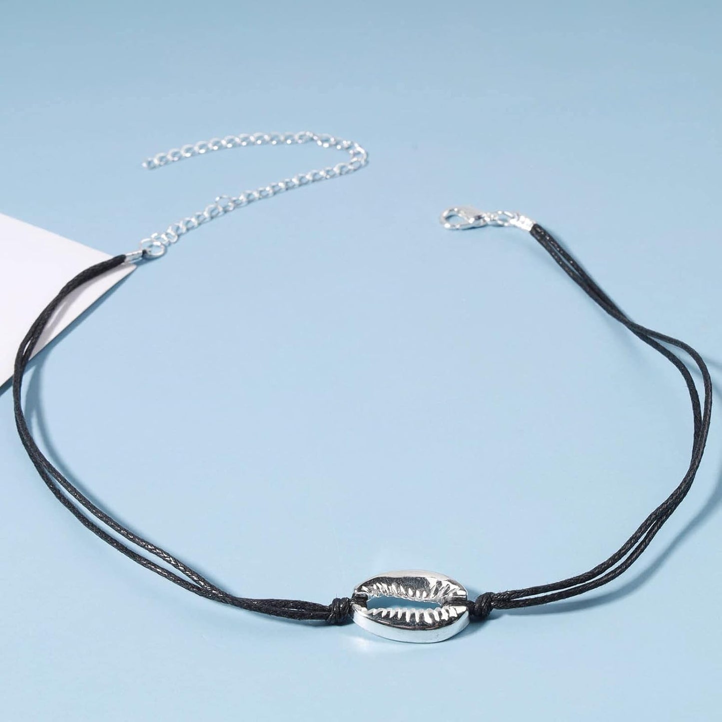 Boho Layered Suede Choker Necklace Black Leather Shell Necklace Silver Sea Shell Necklace Short Minimalist Collar Necklace Chain Jewelry for Women Beach Lover Gifts