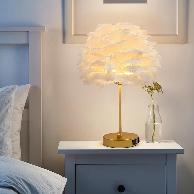 ZYLEIESENBAO Chic White Feather Lamp with USB Charging Port Modern Feather Table Lamp Cute Romantic Bedside Nightstand Light for Girl Room Childrens Room Living Room Entry Wedding Decoration