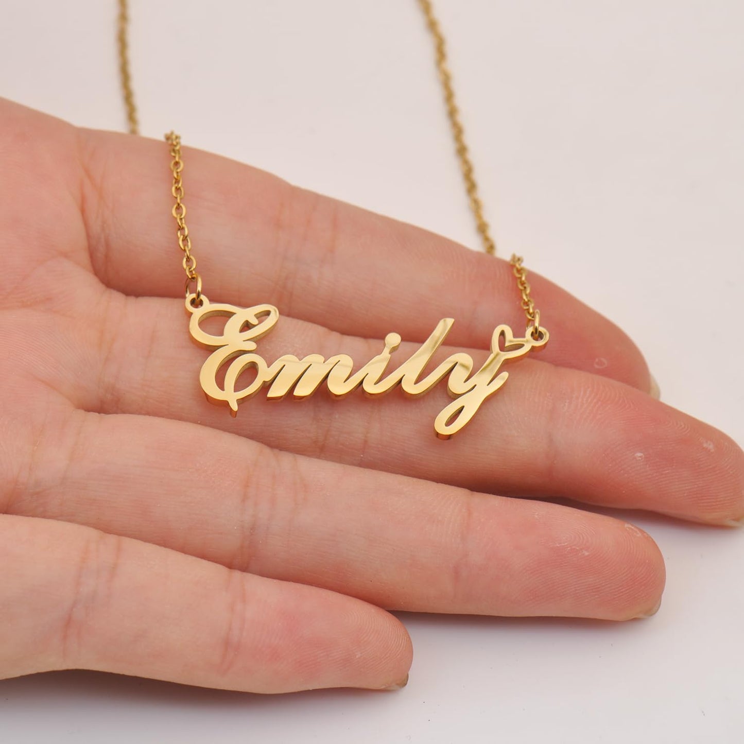 Aoloshow Micah Name Necklace Heart Charm Pendant 18k Gold Plated Stainless Steel Jewelry for Womens Graduation