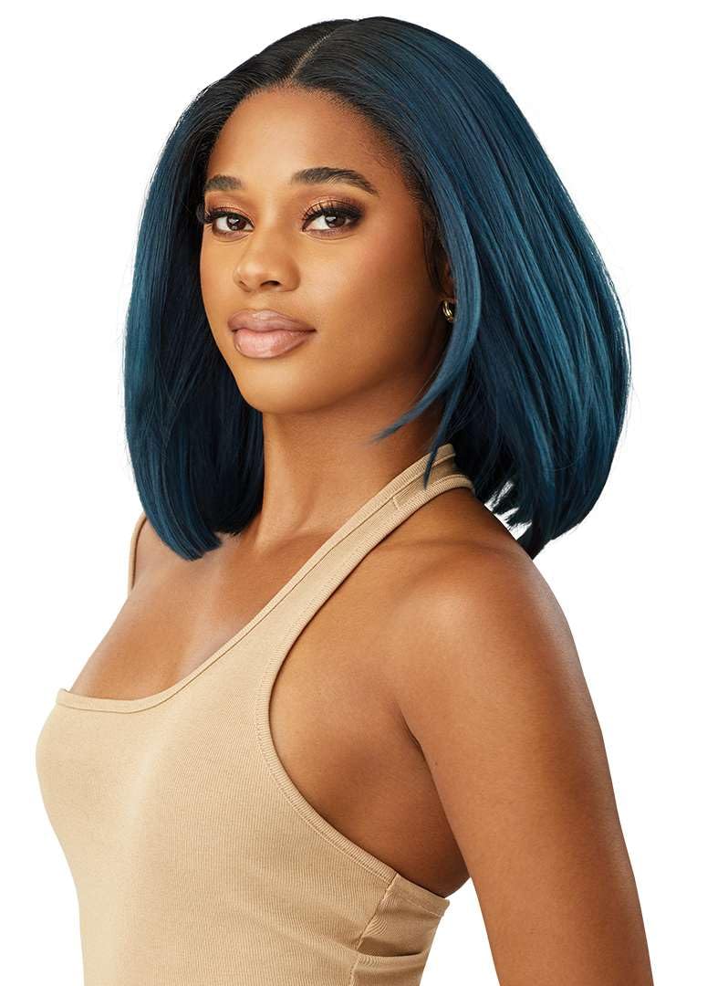 Outre Lace Front Wig - Melted Hairline - Mora (GINGER)