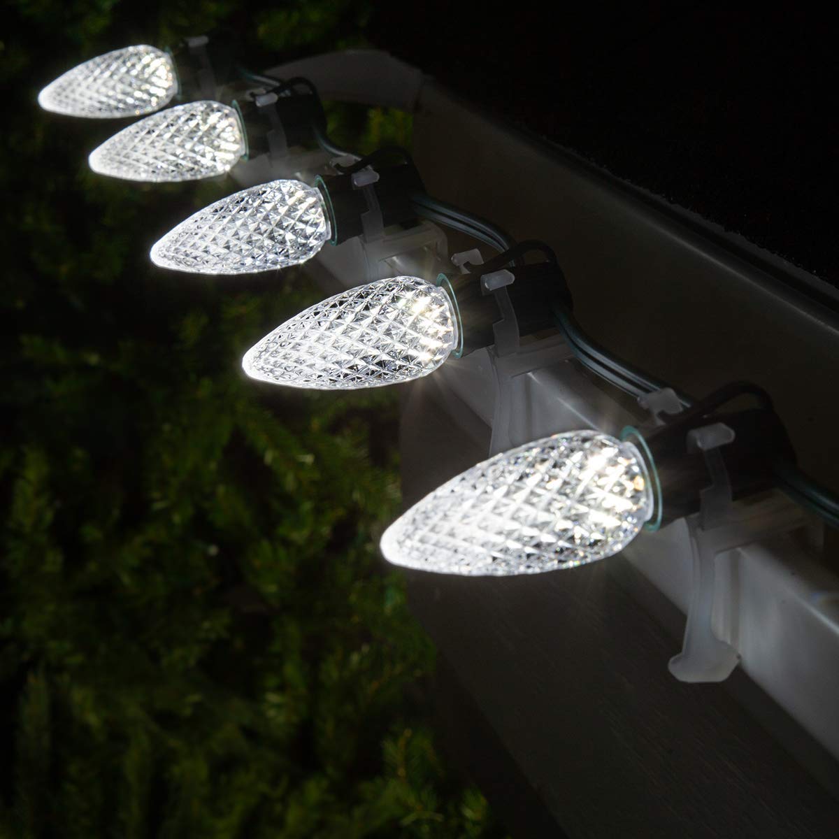 Wintergreen Lighting 25 Pack Opticore Led C9 Cool White Christmas Light Bulbs - enhanced Shatterproof C9 Led Christmas Replacement Bulbs  E17 Bulbs/Base (Cool White Faceted)