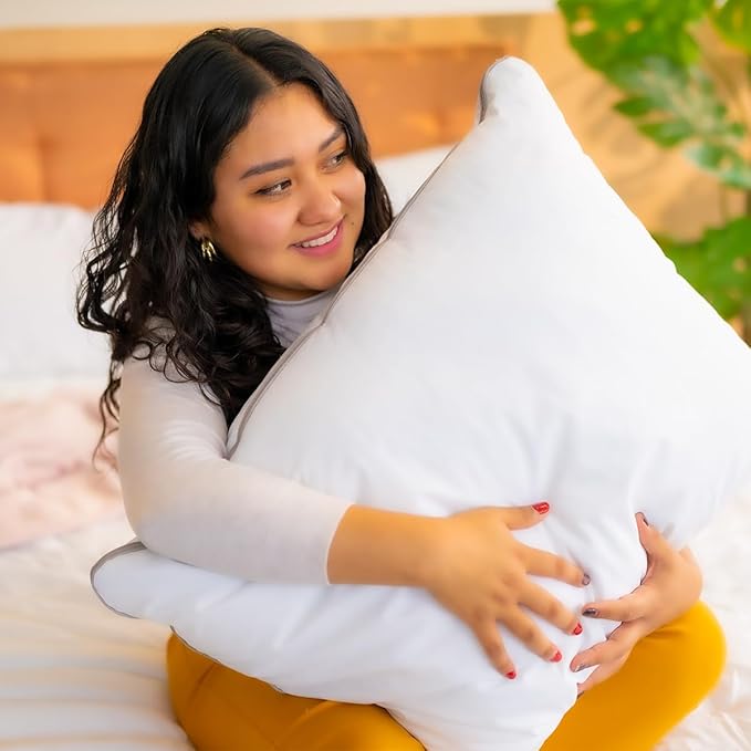 Set of 2 Bed Pillows for Sleeping Queen Size | Luxury Hotel Quality Gusseted Pillow | Premium Alternative Microfiber Filled | Pillow for Back, Stomach or Side Sleepers