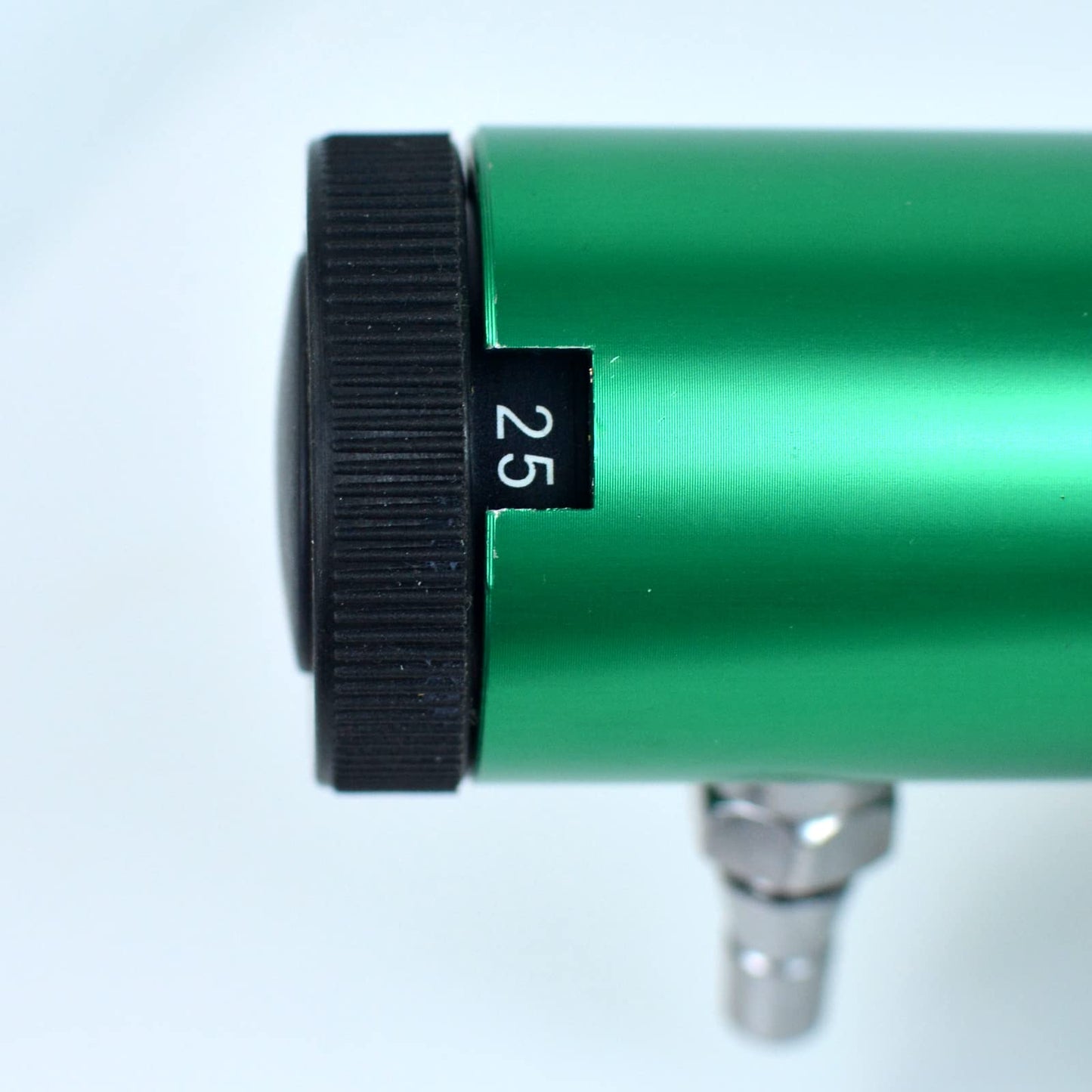 Ao Hong Mini Oxygen Regulator with Key, 0-25 Litersper min, Brass Sleeve, 870 CGA Connection, Brass Sleeve