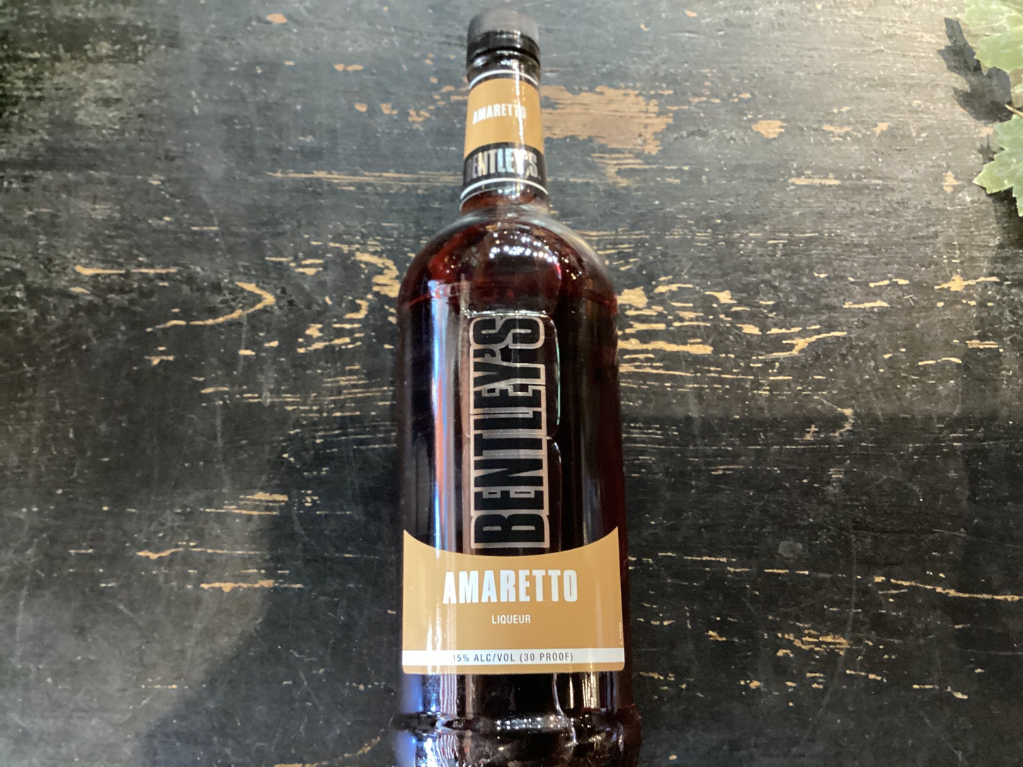Bentley’s Amaretto Liqueur 1L