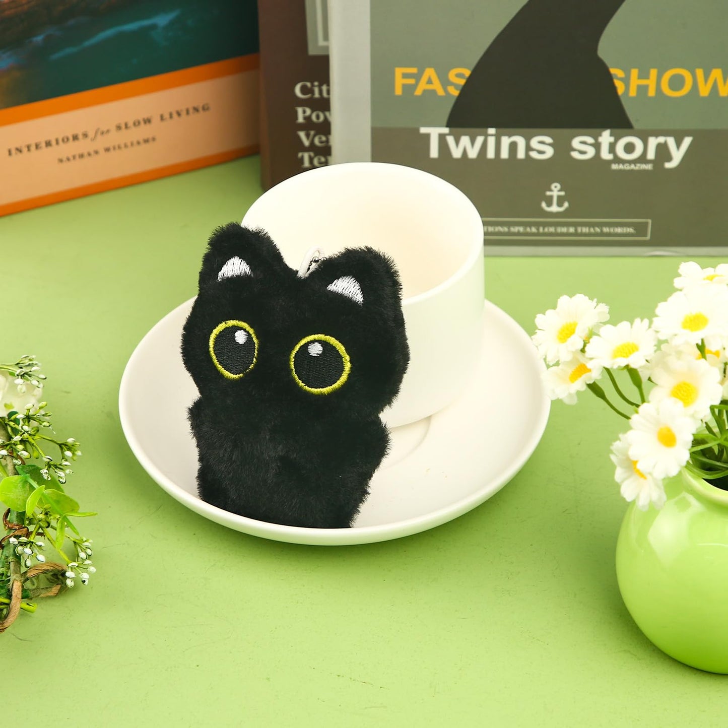 Tinoaly Cat Plush Keychain, 3.74x2.95in Black Cat Adorable Animal Plush Pendant Kawaii Keyring Charm Accessories Cute Kitty Lover Gifts for Handbags Backpacks Wallets