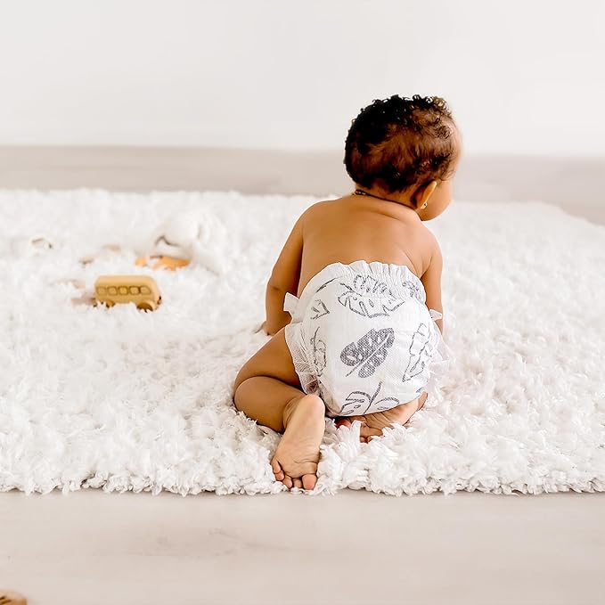 Parasol Clear+Dry Disposable Diapers, RashShield Protection and Leak-Control Fit, Hypoallergenic Diapers, Size 4 (20-32 lbs), 216 Count