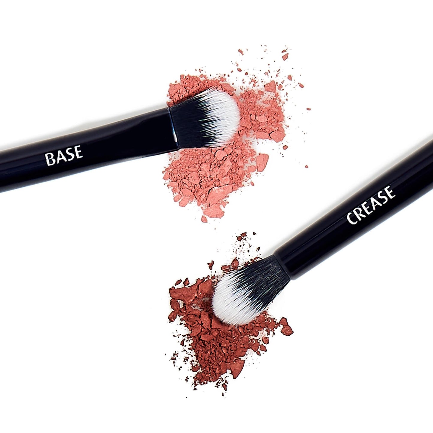 Lune+Aster Eyeshadow Duo Brush - Multi-tasking, dual-ended vegan Eyeshadow Duo Brush.