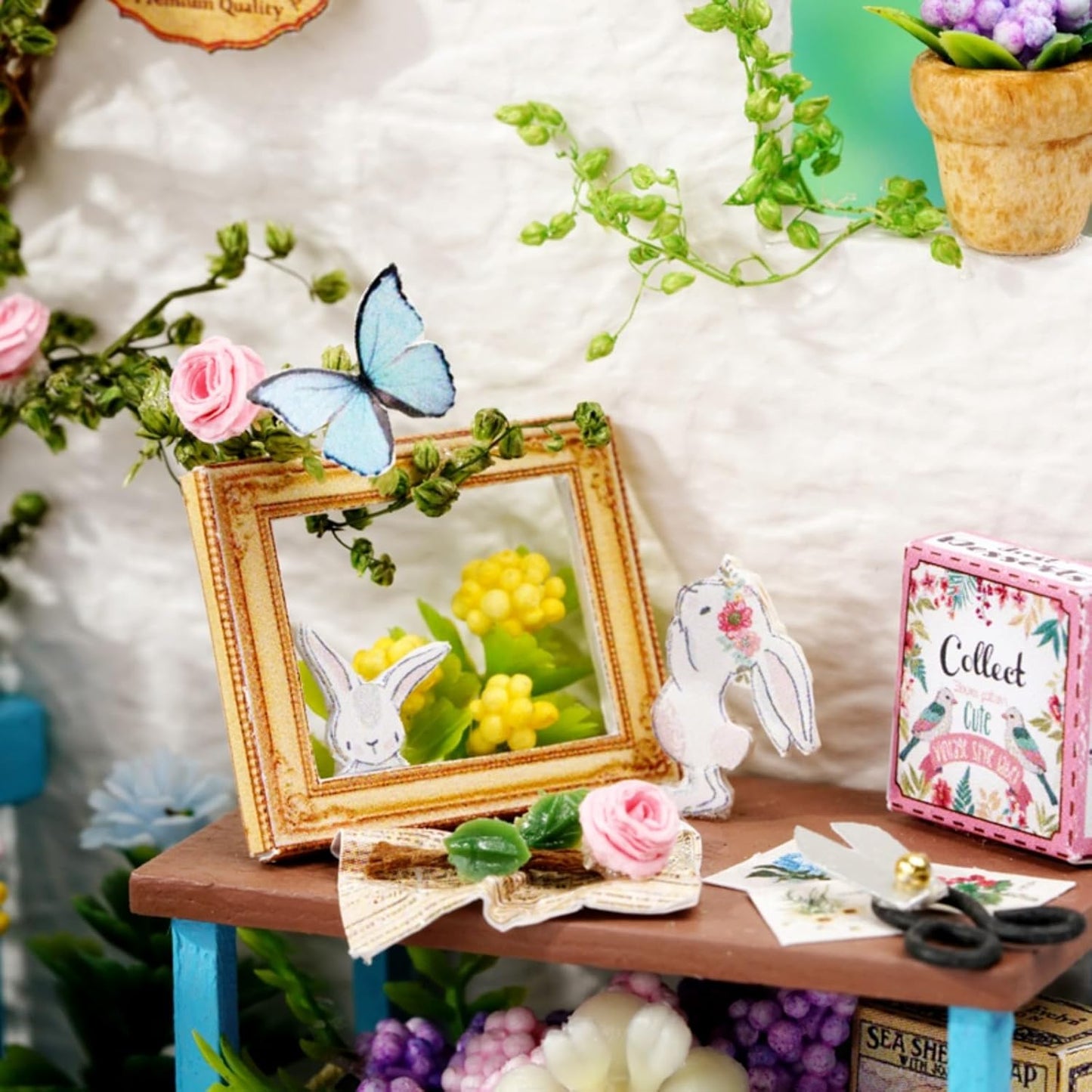 DIY Miniature House Kit, Mini House Building Kit with LED & Dust Cover, DIY Wooden Dollhouse Miniature Kit for Adults Teen, Wooden Crafts Lovely Dollhouse Kit, Corner of Garden