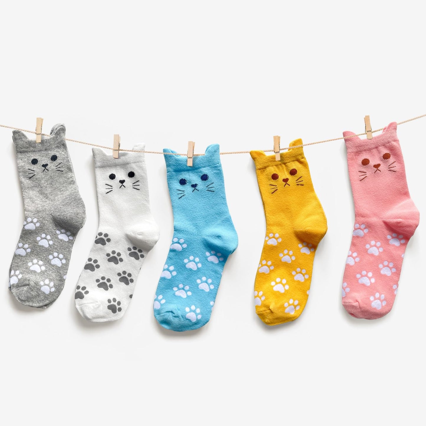 AmaAccess 5 Pairs Cat Socks - Cute Cotton Novelty Funny Animal Fun Ankle Socks for Women Gifts (Colorful Cat 1)