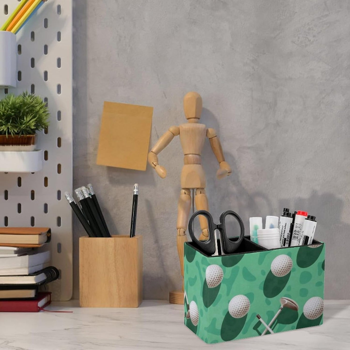 Golf Balls Pattern Lether Pen Holder for Desk Makeup Brush Holder Office Organizer Desk Accessory for School Office