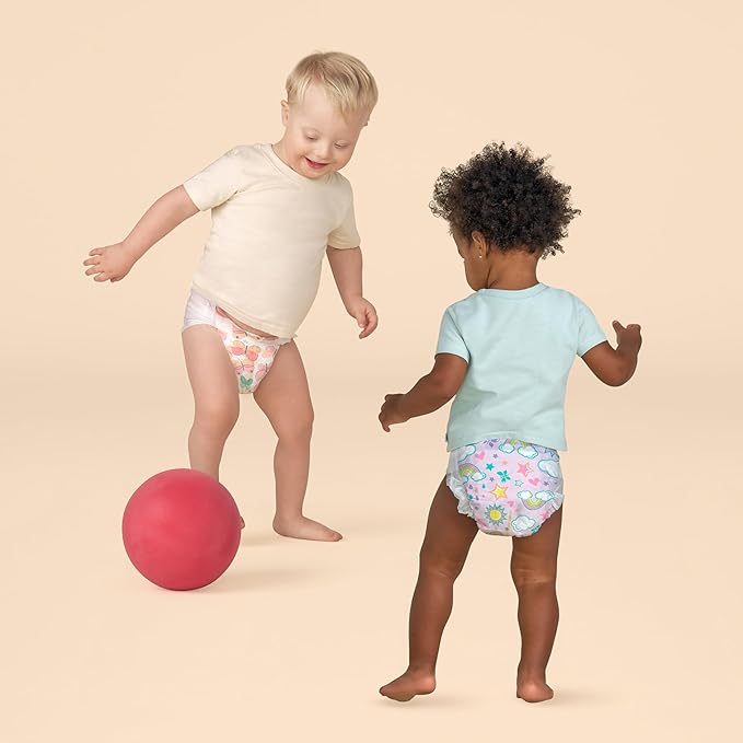 The Honest Company Clean Conscious Diapers for Delicate Skin | Up to 100% Leakproof | Hypoallergenic, Fragrance Free | Girl Prints | Club Box, Size 6 (35+ lbs), 40 Count (Prints May Vary)