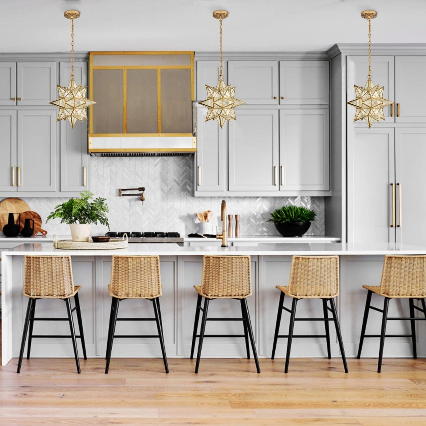 DIRYZON Modern Gold Moravian Star Pendant Light for Kitchen Island 16-Inch Hanging Ceiling Light Seeded Glass Single Pendant Light with Chain
