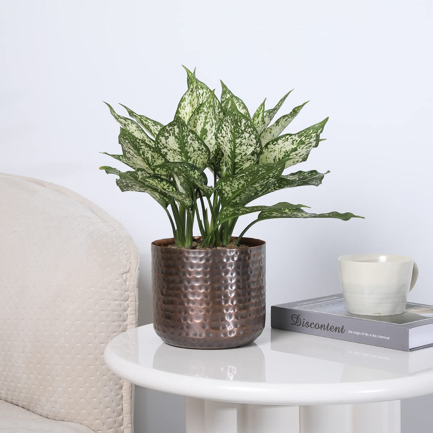 MyGift 6 Inch Vintage Copper Tone Metal Vase, Flower Pot with Hammered Texture, Cylindrical Indoor Succulent Plant Container - Handcrafted in India