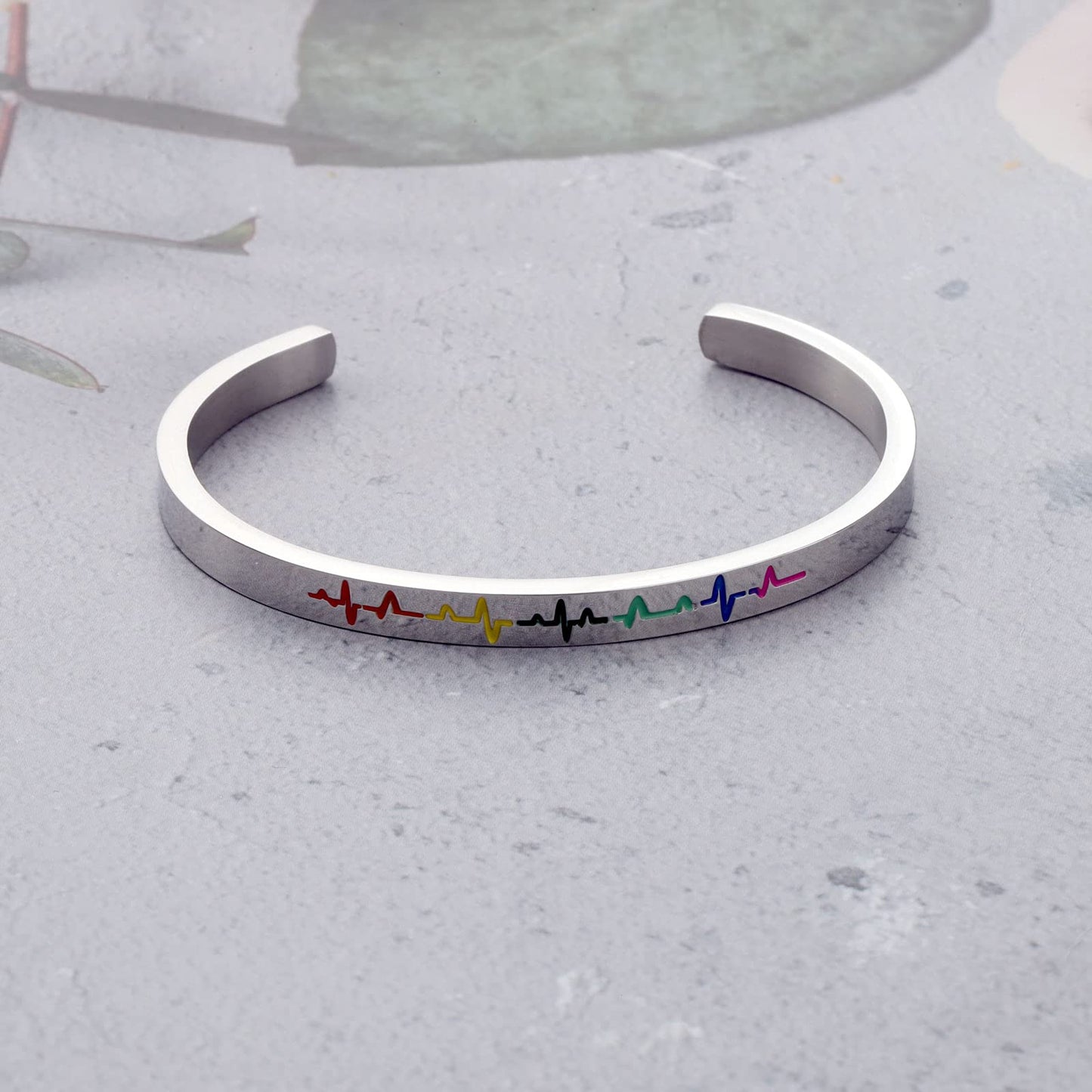 UJIMS LGBT Gay Pride Gift Rainbow Heart Cuff Bracelet In A World Full Of Darkness Be A Rainbow Gay Couple Pride Month Gift (Rain