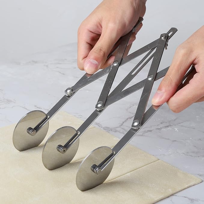 3 Wheel Pizza Cutter Stainless Steel Pastry Cutter Wheel Pasta Dough Cutter for Baking Noodle Ravioli Pizza Brownie Cookie
