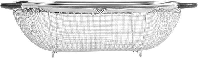 Restaurantware Colander 1 Count 5.5 qt Dishwasher-Safe Stainless Steel Coarse Mesh Colander with Over-The-Sink Expandable Handles Kitchen Strainer Basket for Pasta, Fruits, and Vegetables