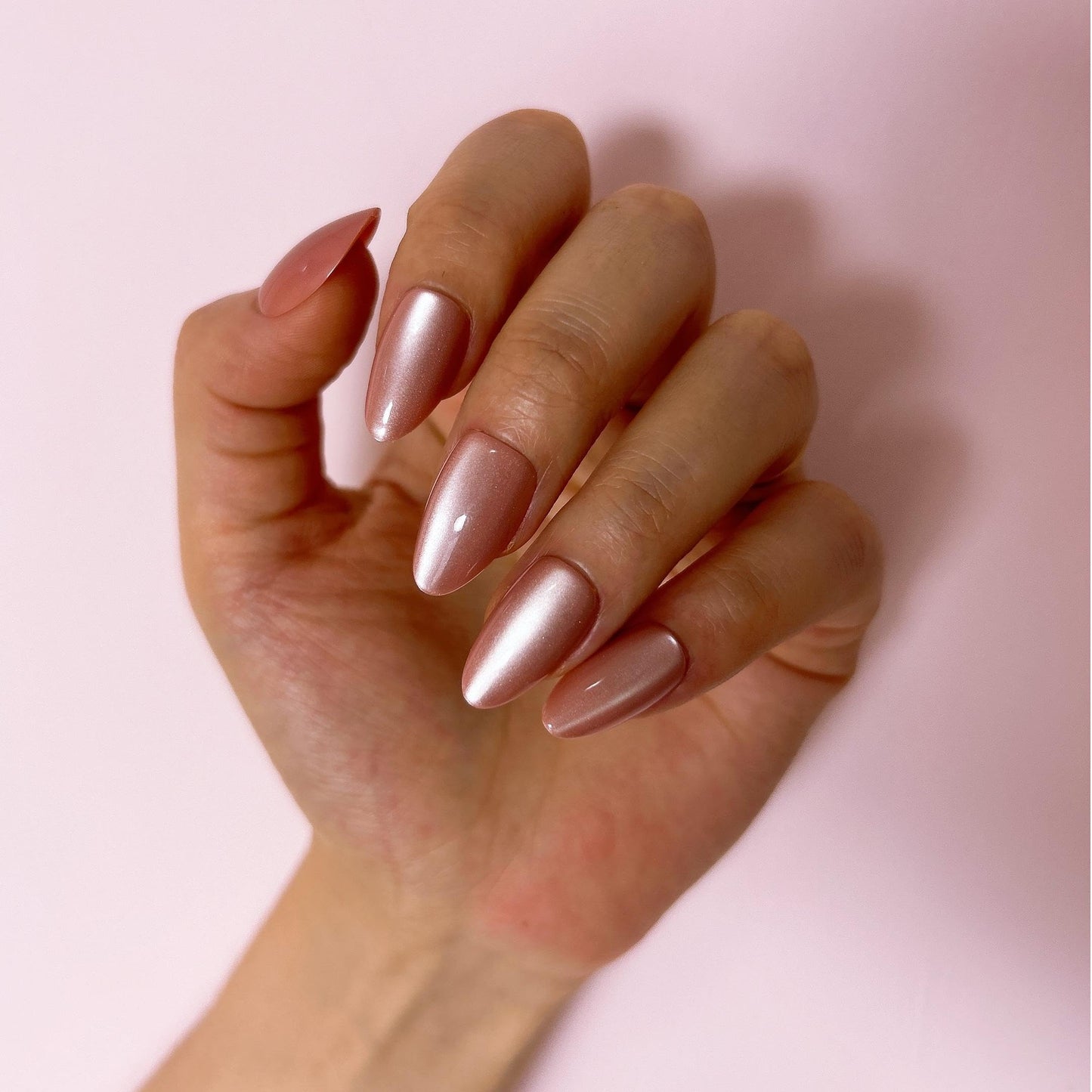 MRSCOL Press on Nails-Shiny Auburn, Press on Nails Almond,Short Reusable 16 Sizes - 32 Nail Kit with Glue