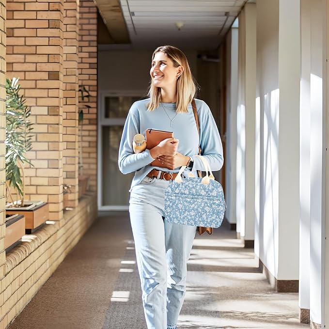 Cotton Quilted Insulated Lunch Bag, Cute Quilted Floral Lunch Tote Bags Reusable Insulated Lunch Box Coquette Aesthetic Large Capacity Insulated Cooler for Women Work Travel Picnic (Light Blue)
