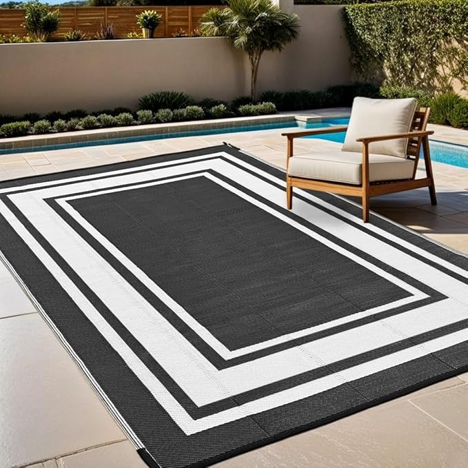 RURALITY Outdoor Rugs 5x8 Waterproof for Patios Clearance,Plastic Straw Mats for Backyard,Porch,Deck,Balcony,Reversible,Black and White