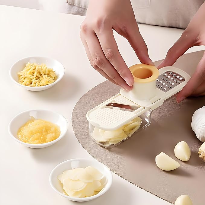 Mini Garlic Slicer,Functional Mandoline Slicers,Veggie Shredder,3 in 1 Ginger Garlic Grater with Hand Guard, Grinder Vegetable Mandoline Cutter with Container (Green)