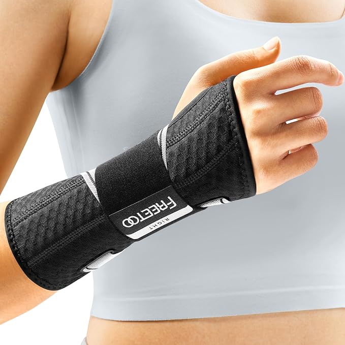 FREETOO Carpal Tunnel Wrist Brace Night Support Fit Right Hand for Work, Pain Relief Wrist Splint for Tendonitis, Arthriti...