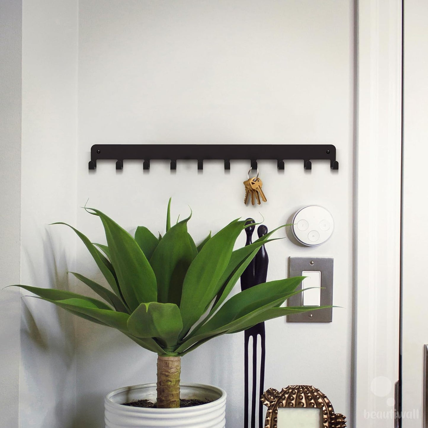 Sturdy Steel Wall Key Holder XL - 10 Hooks. Metal and Wooden Key Hanger with Hooks for Car, Apartment, Storage, Keys