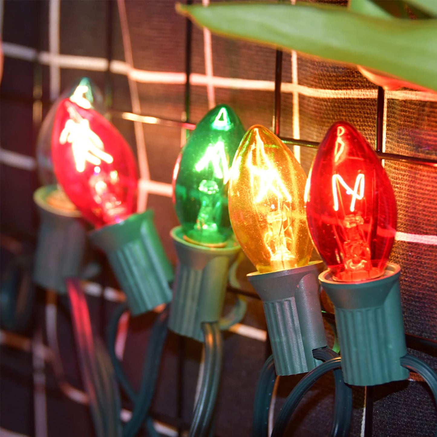 SUNSGNE C7 Multicolor Christmas Replacement Bulbs, 5 Watt, E12 Base, 25 Pack, Transparent Multicolor Glass