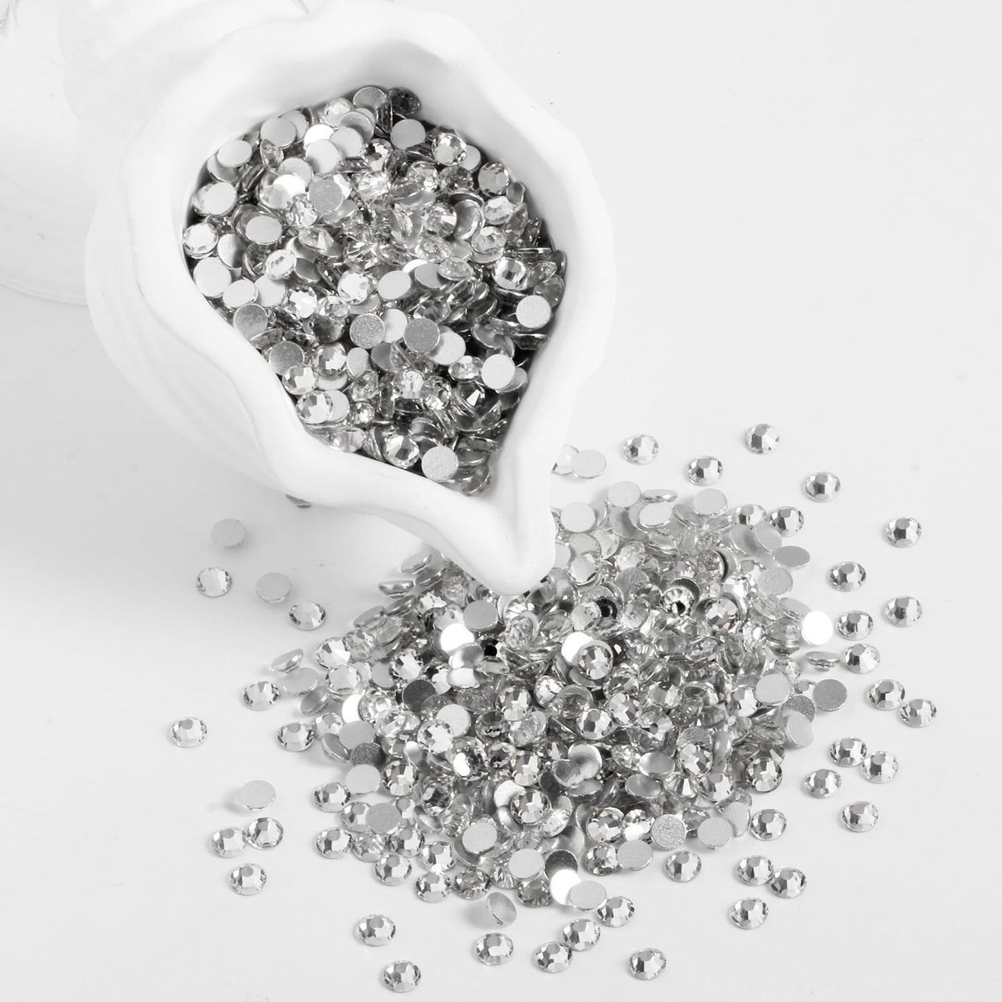Eleegem 2000PCS SS20 Flatback Rhinestones | 12-Facet Diamond-Cut Glass Gems for Nail Art, Clothing, DIY Crafts |Glue-On Decorati