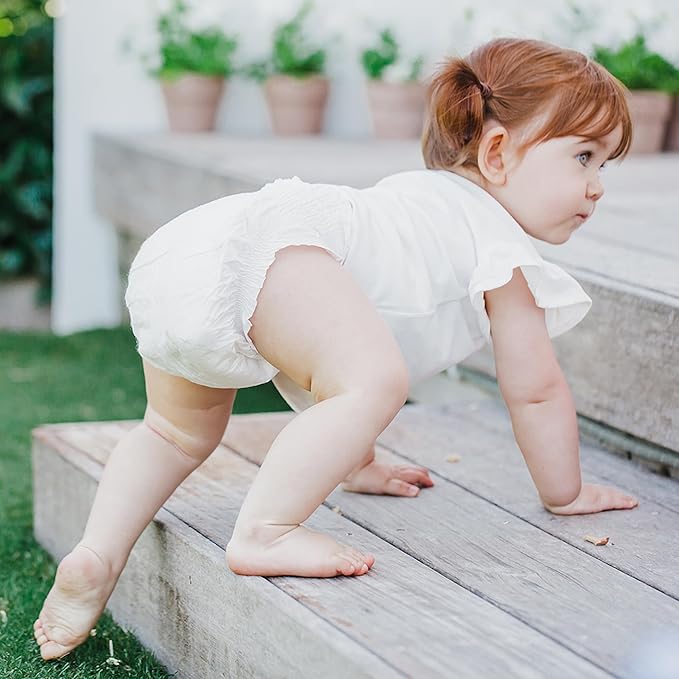 Terra Size 1 Newborn Diapers: 85% Plant-Based, Ultra-Soft & Chemical-Free for Sensitive Skin, Superior Absorbency for Day or Night, Designed for Newborns up to 11 Pounds, 192 Count