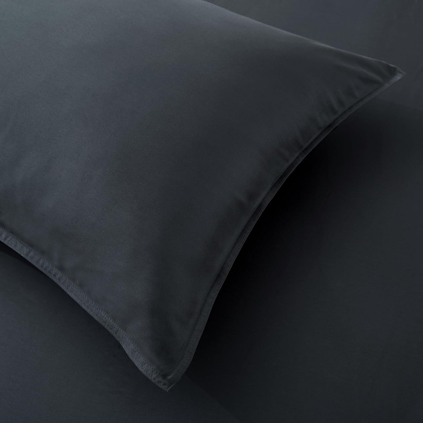 Luxury Bamboo Market | Queen Envelope Pillowcase Set | 100% Viscose Made from Bamboo | Organically Grown | Ultra Soft | Cooling | 2pcs [Charcoal Grey]