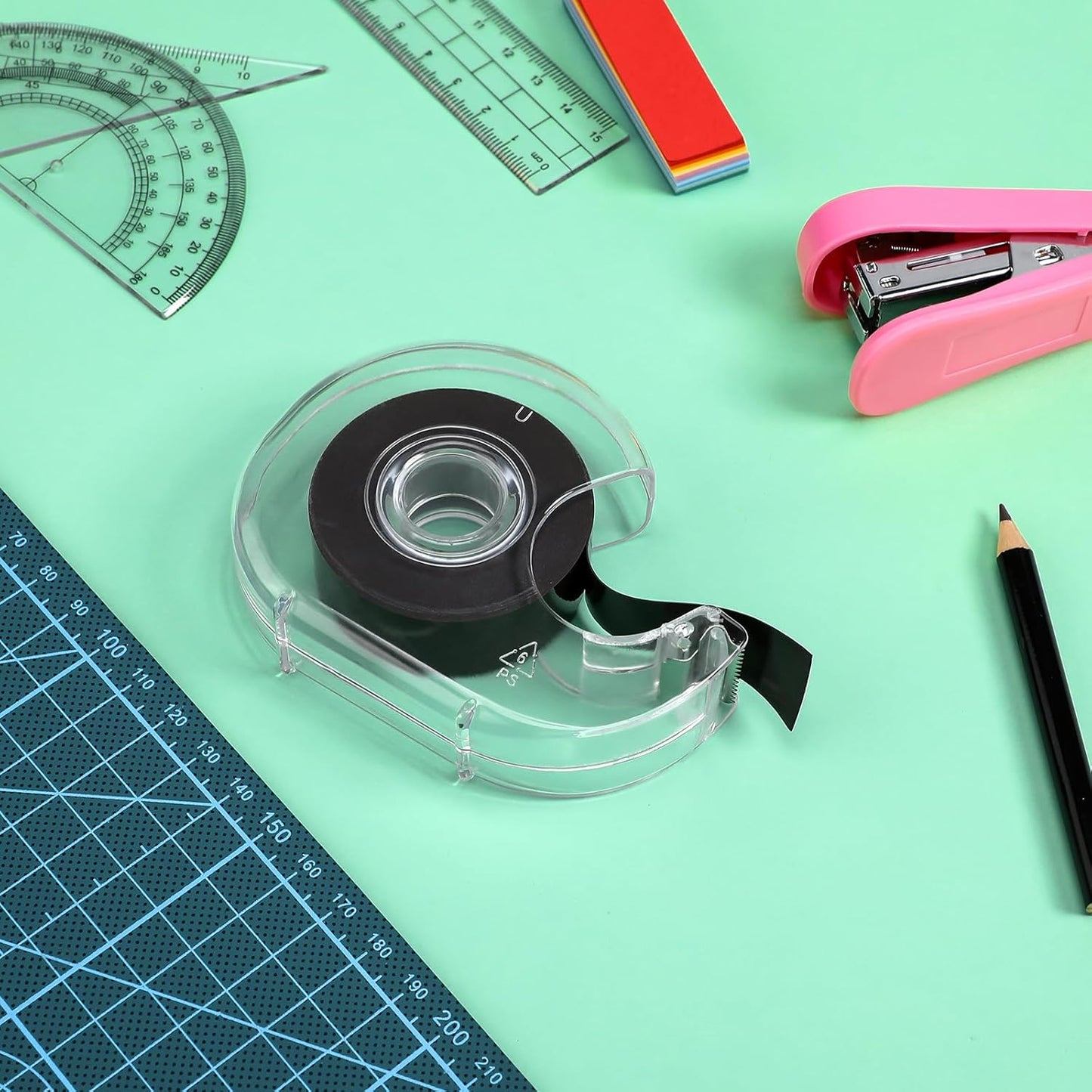 STOBOK Magnetic Tape Dispenser, Flexible Magnetic Tape Magnetic Strip with Adhesive Backing and Tape Dispenser, Magnetic Tape Roll for Crafts DIY Projects Home Office Use