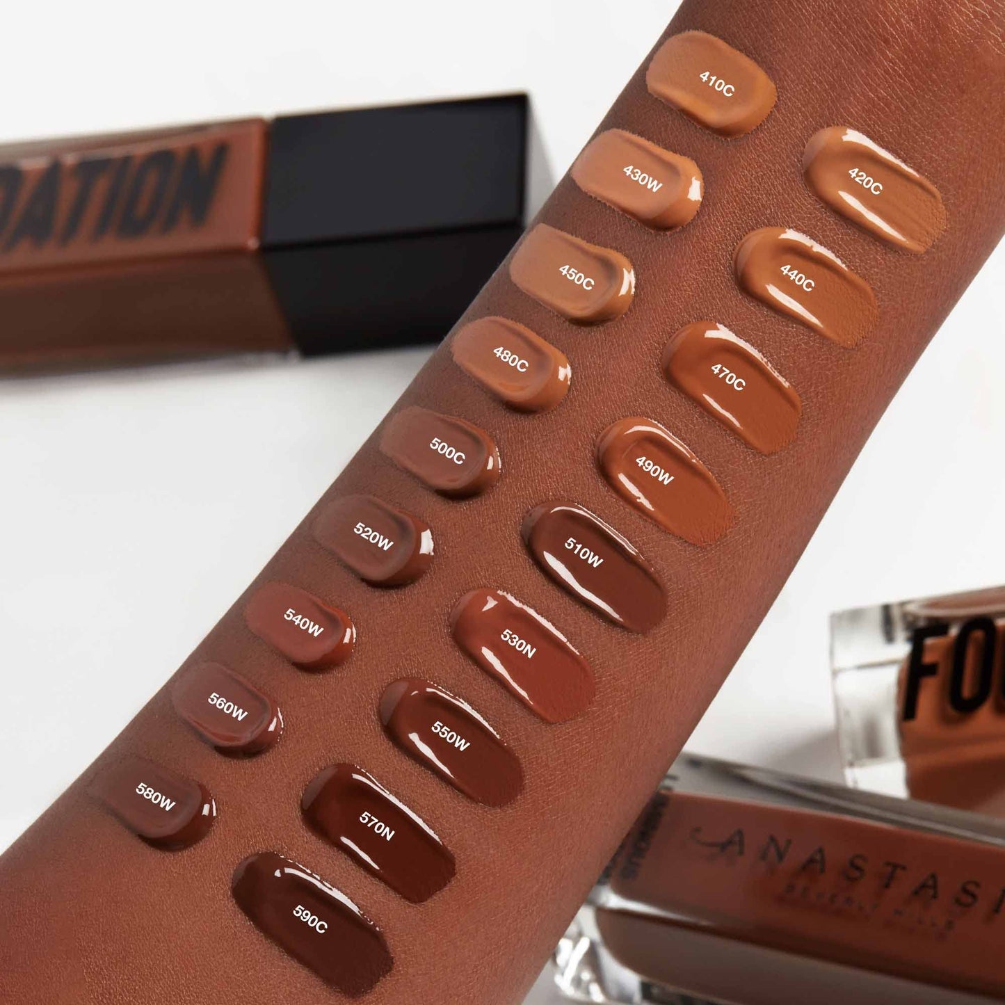 Anastasia Beverly Hills - Luminous Foundation - 420C