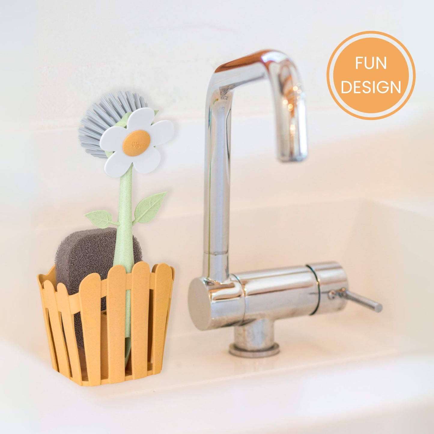 Vigar Florganic 3-in-1 Kitchen Sink Caddy Set, Flower-Shaped Dish Brush, Sponge, Fence-Shaped Holder and Suction Cup, Ideal Sink Organizer, Orange
