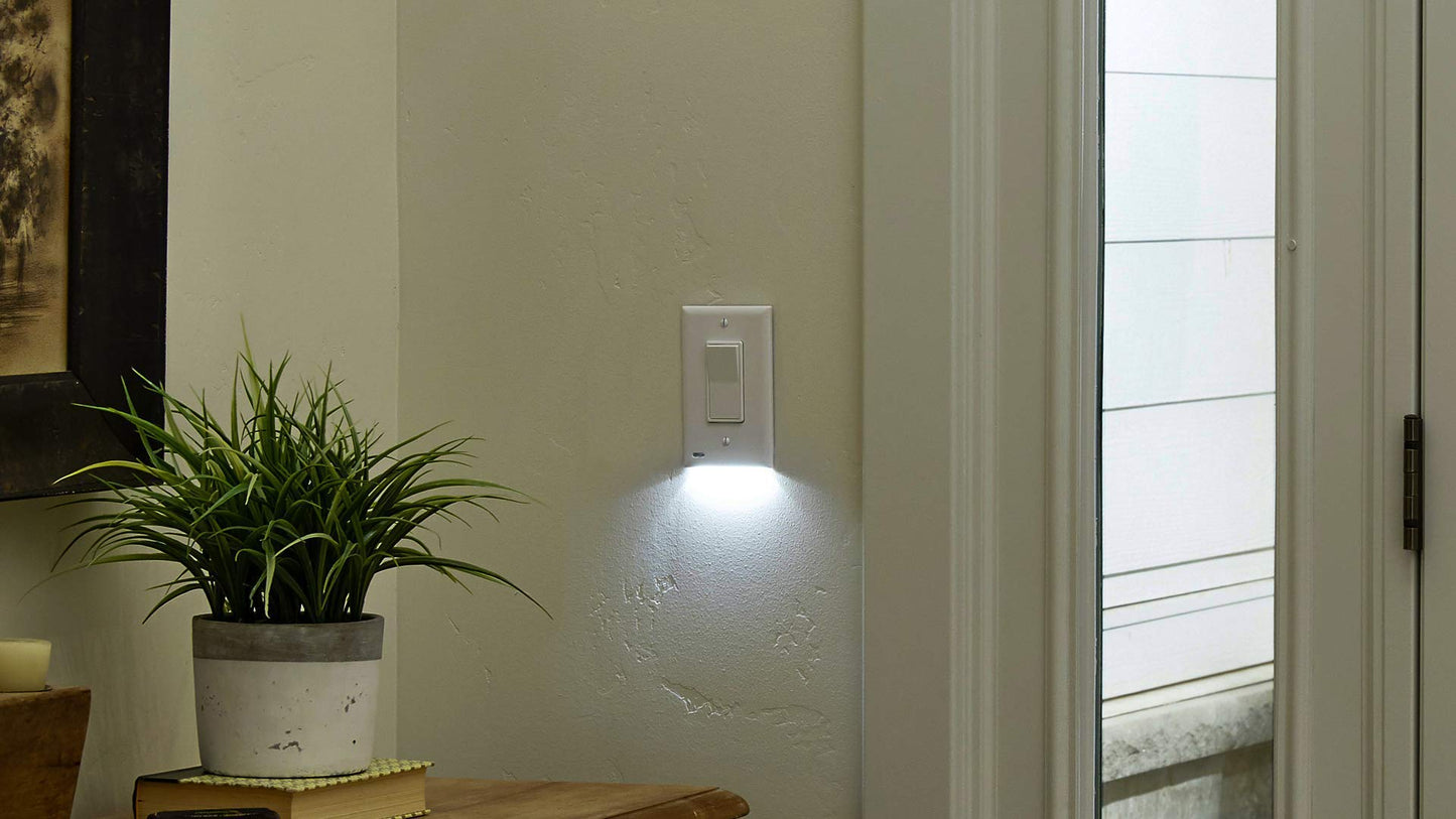SnapPower Single SwitchLight LED Night Light - Auto On/Off Sensor - Toggle Size - Ivory
