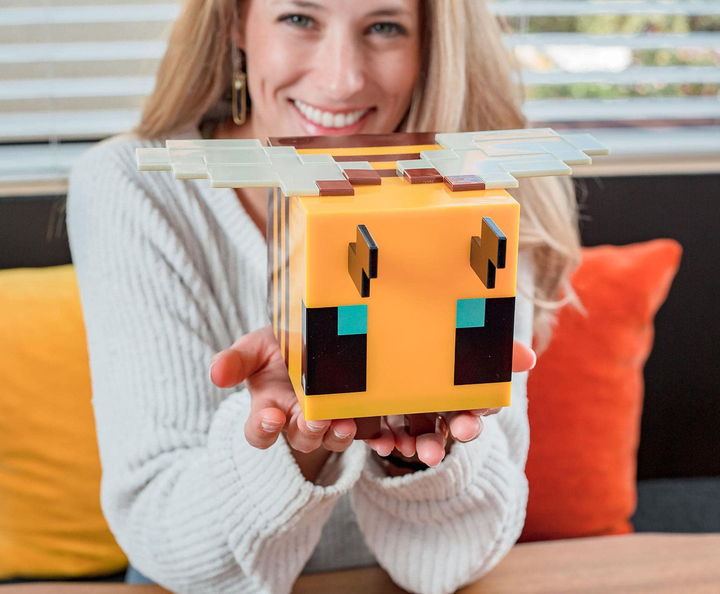 Minecraft Bee Mood Light - 5 Inch Yellow Figural Lamp, Resin Model 16688
