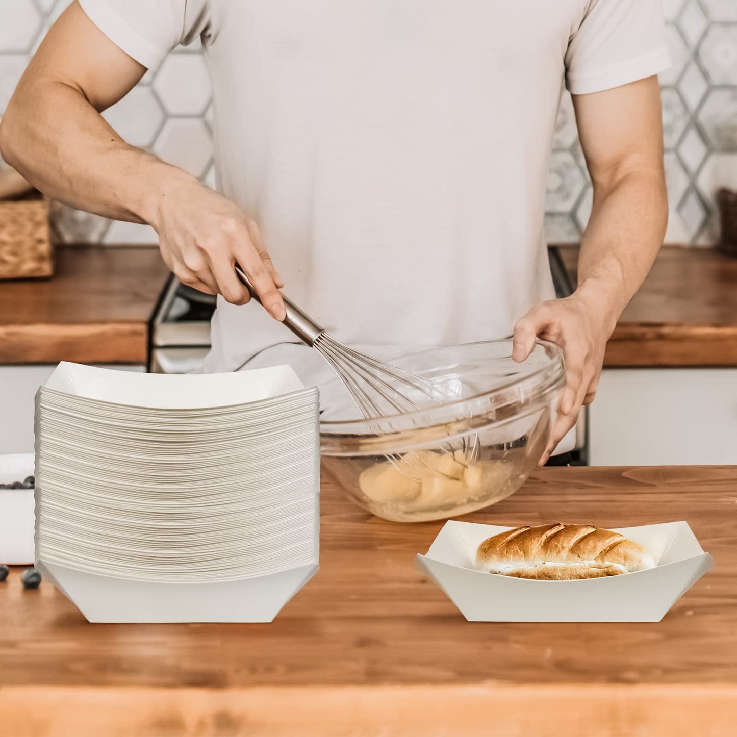 MotBach 100 Pack 2lb Kraft Paper Food Trays, Waterproof Heavy-Duty Paper Food Boats Disposable Serving Baskets Trays for Fries Sandwiches Burgers Hot Dogs Taco BBQ Popcorn Picnic Wedding Party (White)