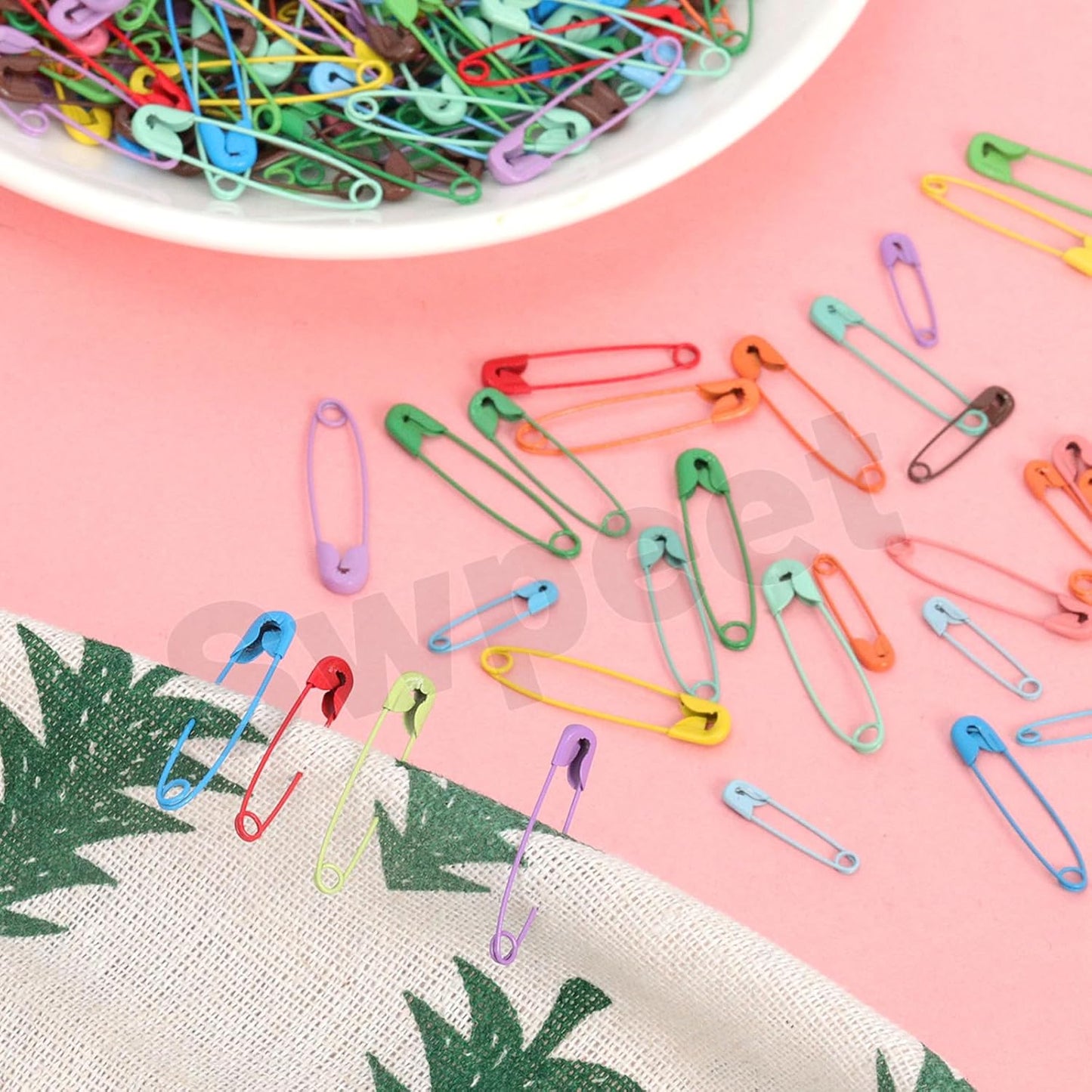 Swpeet 440Pcs 32mm/ 1.26 Inch Colorful Safety Pins Assortment Kit, Rust Resistant Steel Small Safety Pin Kit with Clear Case, Mini Safety Pins for Sewing, Clothes, Craft Arts