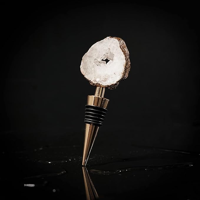 NIKITA Crystal Bottle Stopper - Natural Quartz Agate Bar Accessory in Gold or Silver - Engagement Gifts for Couples Newly Engaged or Bride to Be - Wine seal - Wine Stopper (Gold)