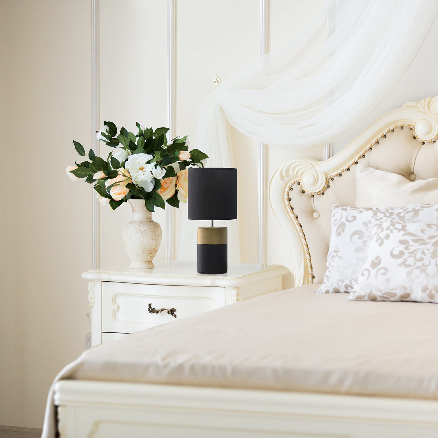 Simple Designs LT1114-BLK Bedside Table Lamp, Porcelain, Black/Gold, Pack of 1