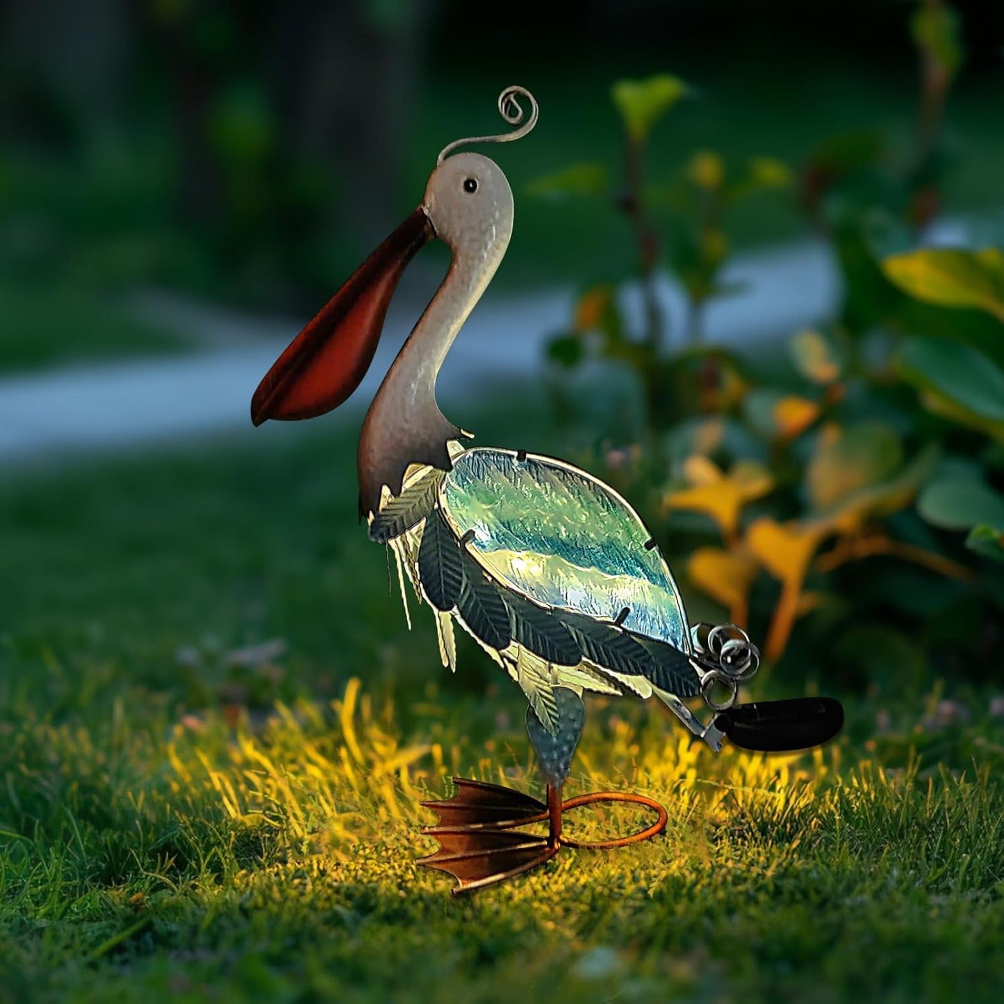 HONGLAND Solar Metal Pelican Statues Garden Sculpture & Statues, 19 Inch Glass Outdoor Pelican Yard Art Coastal Ocean Bird Decor Lawn Ornament for Backyard Porch Patio Decor（Blue）